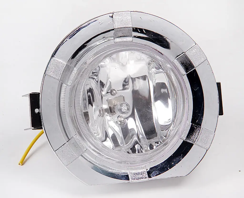 Fog Lamp Assy Bolero Type-II White 